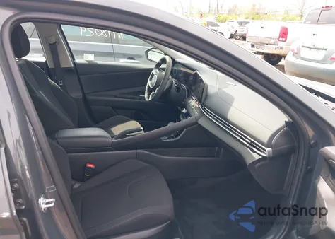 2024 Hyundai Elantra Sel from USA, damaged, VIN KMHLM4DG1RU836627